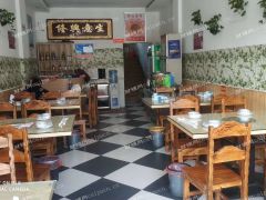 捞品城附近80平餐饮店转让